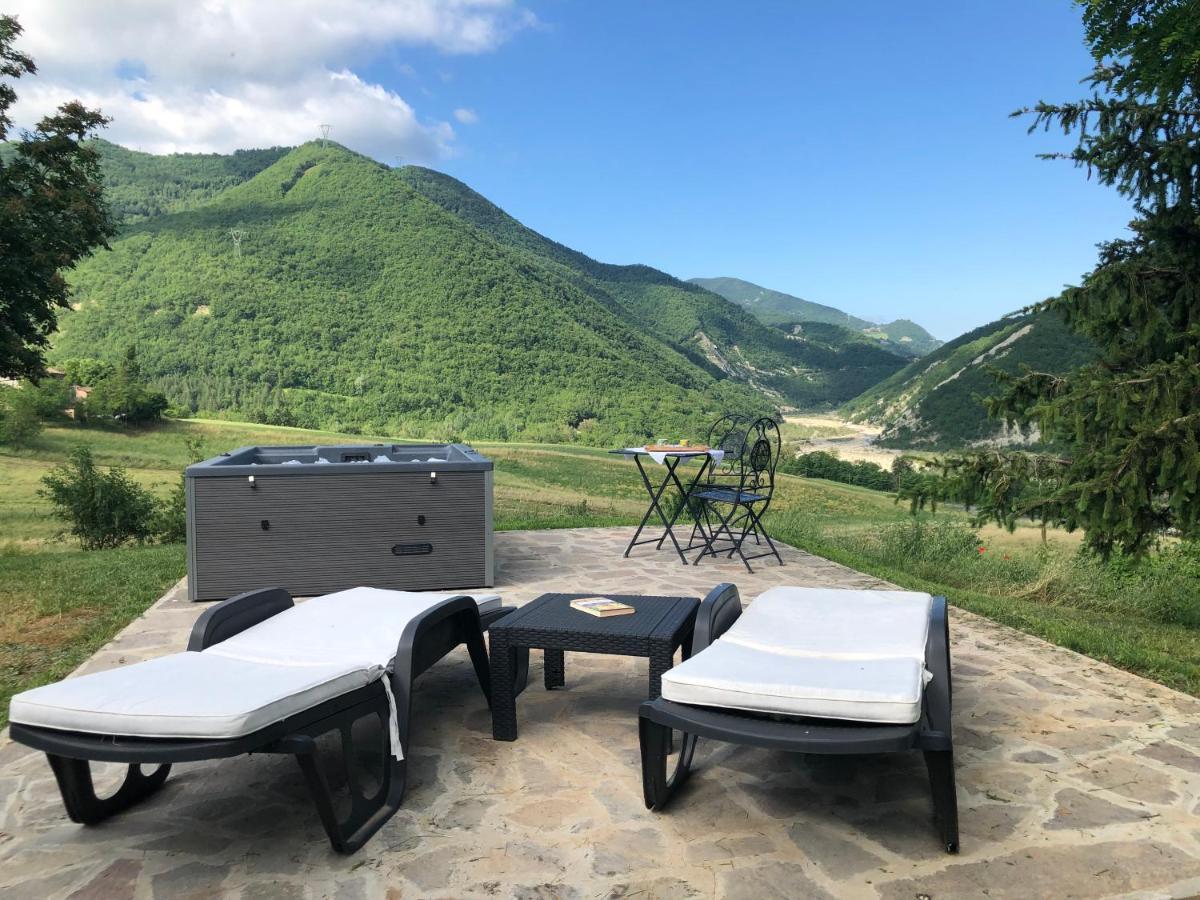 La Locanda Nel Vento Calestano Luaran gambar