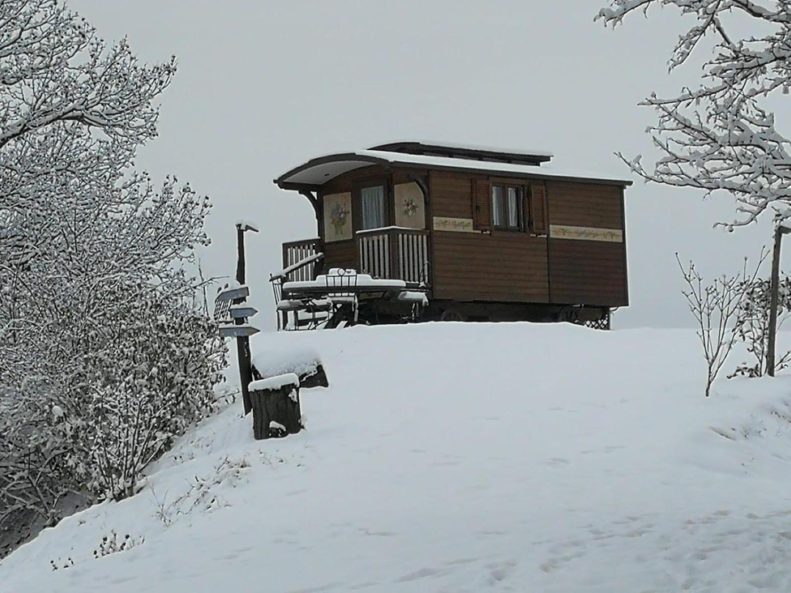 La Locanda Nel Vento Calestano Luaran gambar